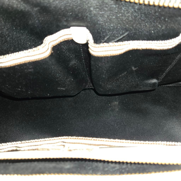 Henri Bendel Black Leather Handbag with Woven Detailing & Gold-toned hardware - Picture 5 of 15